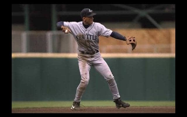 【MLB】「遊撃・Aロッド」の美技に再脚光　重力に逆らう送球に「史上最高」の声