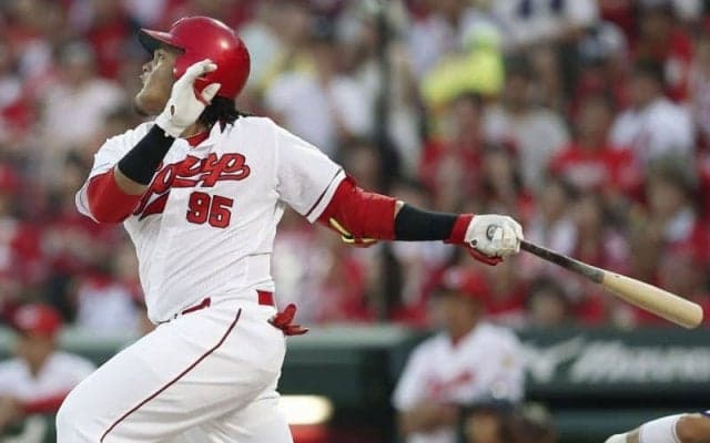 パワー全開＆首位快走！広島東洋・バティスタが来日初満塁弾！