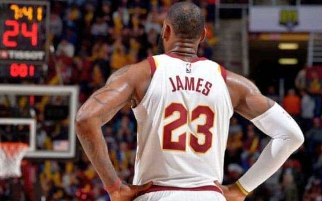 レブロン・ジェームズ、レイカーズ移籍を決断した理由「挑戦したかった」