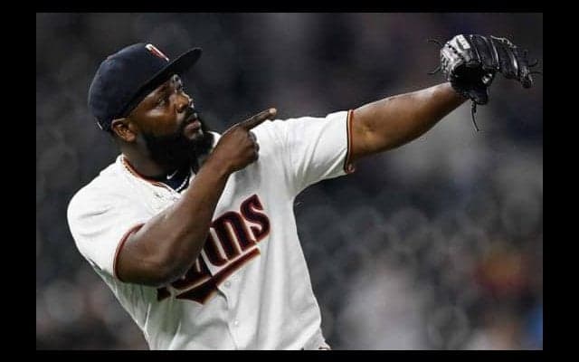 【MLB】「世界の終わりのよう」!?　剛腕守護神の“大暴投”に「怯える」打者が話題に