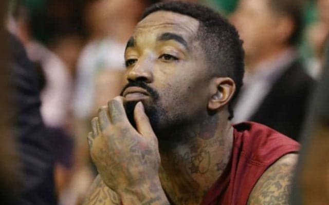 『世紀の凡ミス』の汚名返上は新天地ロケッツで？ JR・スミスに移籍の噂が浮上