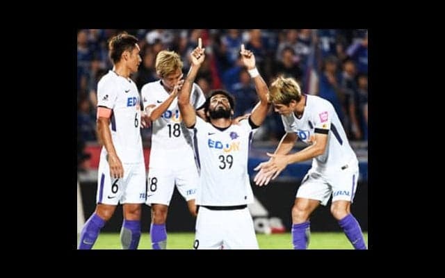 ネジを締め直して「原点回帰」。広島・城福サッカーの片鱗が見えた