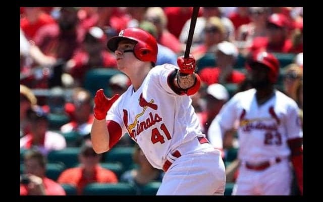 【MLB】元Gマイコラスを救ったフェンス際の“気迫ダイブ”に米称賛　「勇敢なプレー」