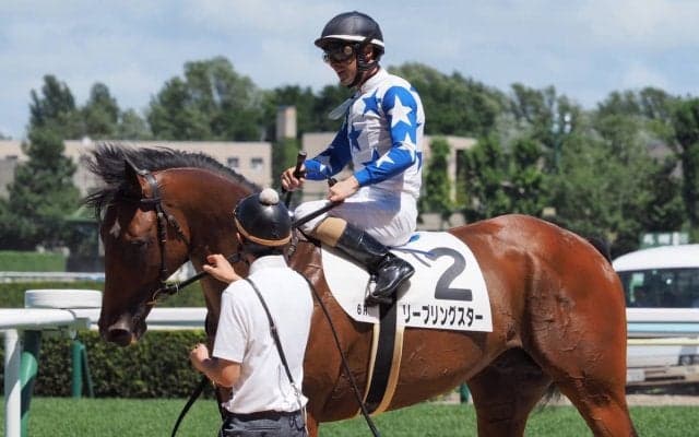 【札幌6R/新馬戦】ルメール「力があります」リープリングスターが直線差し返す