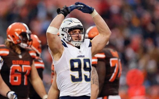 2018年NFL注目選手チャージャースDEジョーイ・ボサ