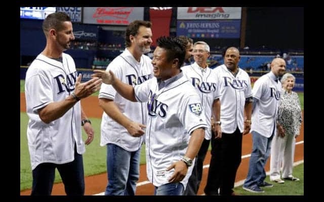 【MLB】岩村明憲氏がレイズで始球式　本拠地ファンから歓声に「本当にうれしかった」