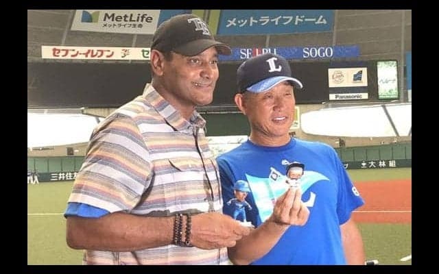 元西武デストラーデ氏が来場し爆笑誘う！　「カズオバカヤロー！」