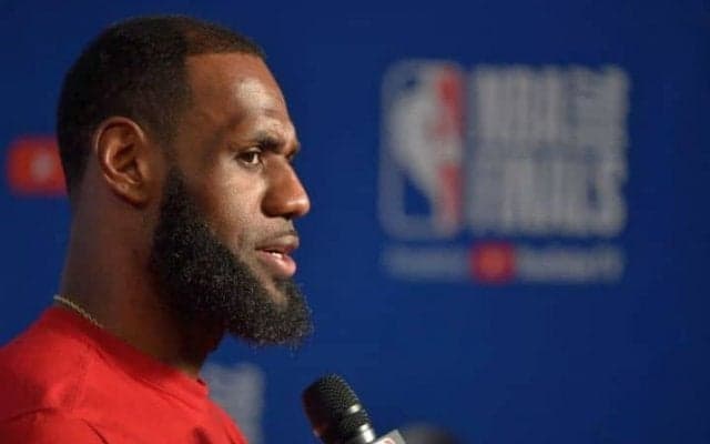 レブロン・ジェームズが子供たちに「自転車での移動を進める」理由とは？