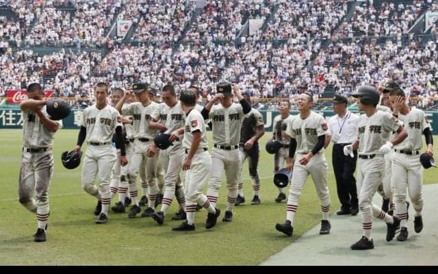 王者・大阪桐蔭に挑んだ作新学院の精神力野球