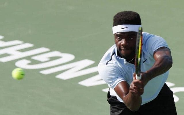 ティアフォーがペールに勝利、フェデラーは2回戦から登場[上海ロレックス・マスターズ]