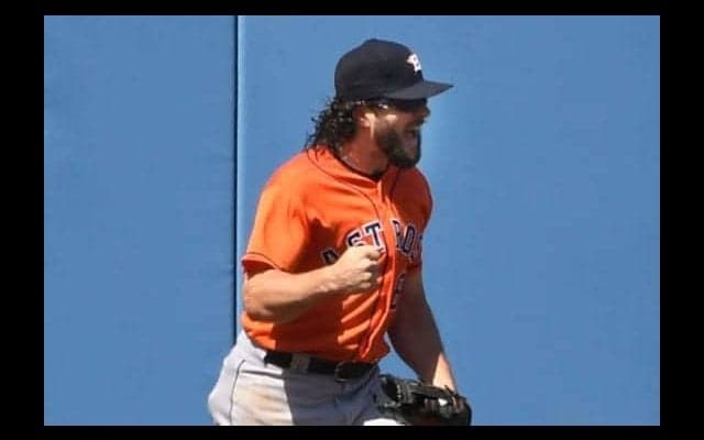 【MLB】アストロズ外野手の“本塁打強奪”キャッチにファン歓喜「警察を呼んで」