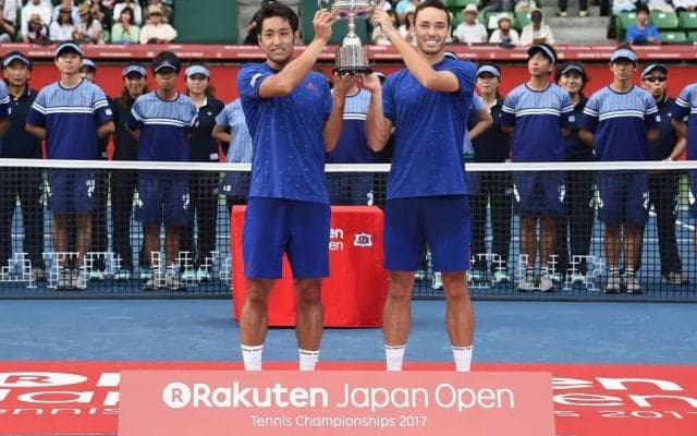ダブルス初優勝を飾った内山とマクラクラン、今後について「まだ話はしていない」[楽天ジャパンオープン]