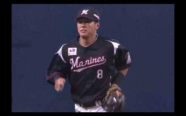 「何というプレー…」ロッテ中村、痛烈ライナーに横っ飛びスーパーキャッチ