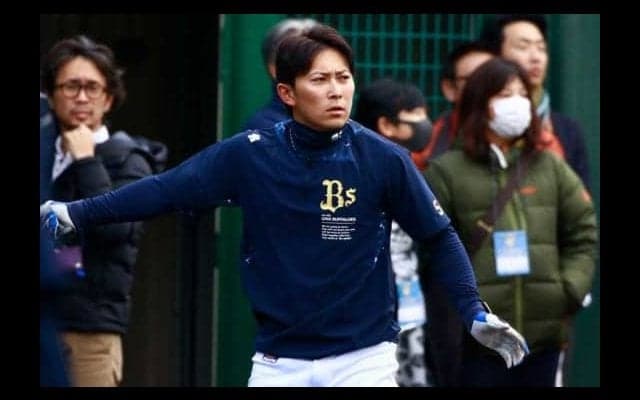 オリックス西野「前頭骨骨折および脳震盪」で抹消へ　「悔しい思いしかない」