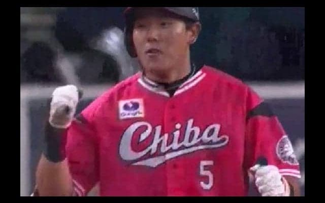 ロッテ安田がプロ初安打初打点！　9回2死満塁から同点に追いつく2点適時打