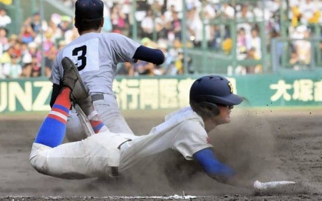 九回裏猛攻撃も 花咲徳栄の連覇ならず