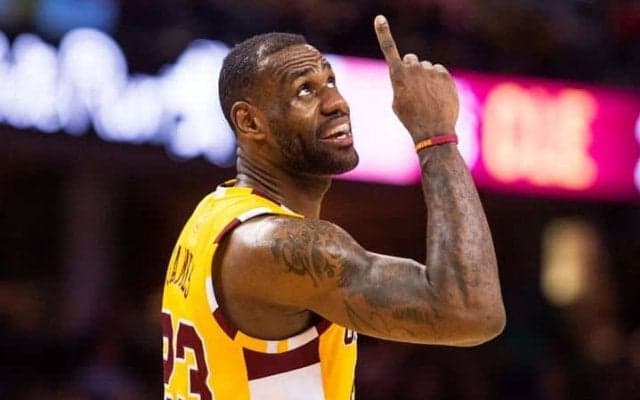 レブロンが加わったレイカーズの苦戦をキャブズ前GMが予言「西では余裕がない」