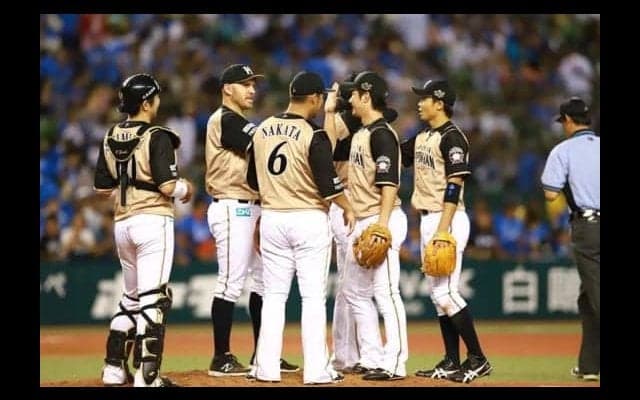 首位攻防戦は日本ハムが先勝、2投手がプロ初完封　…パ17日はこうなった
