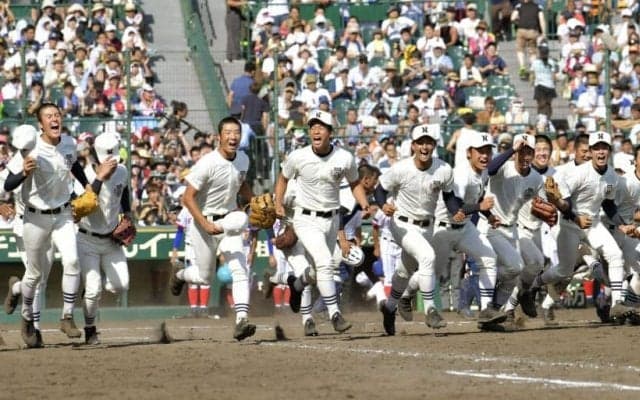 競って育んだ一体感が日大三の逆転劇を生んだ　