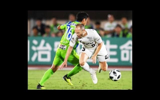 イニエスタは湘南にも好影響を与える。「ビビらないチームになった」