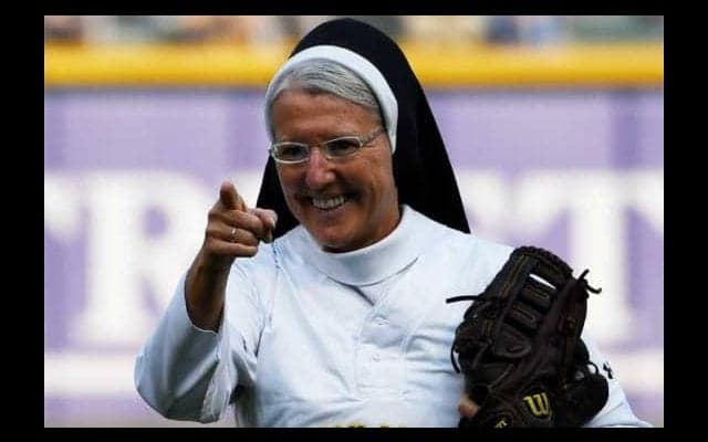 【MLB】驚愕投球のスーパー修道女、一気にスターに　「ボブルヘッド人形」化が決定