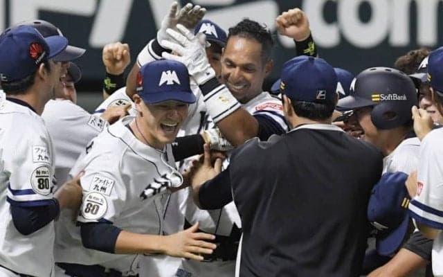 グラシアルが劇的サヨナラ満弾！福岡ソフトバンクが延長12回の激戦制して9連勝！