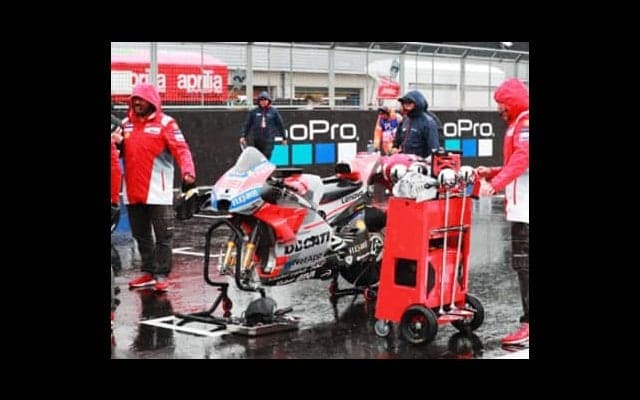 MotoGPイギリスGP中止は天災ではなく人災？その原因を問う