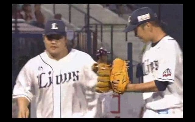 西武が鮮やかトリプルプレー　中村→浅村→山川の「5-4-3」でピンチ脱出