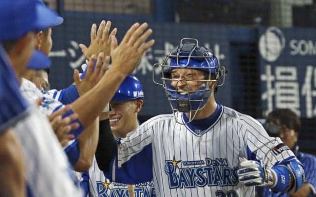 2安打2打点＆好リード！横浜DeNA・嶺井が攻守で大活躍！