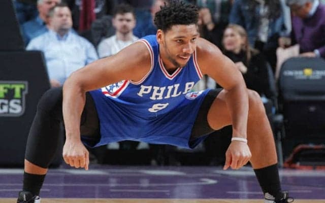 目標のアンソニー・デイビスと共闘する、未完の大器ジャリル・オカフォー