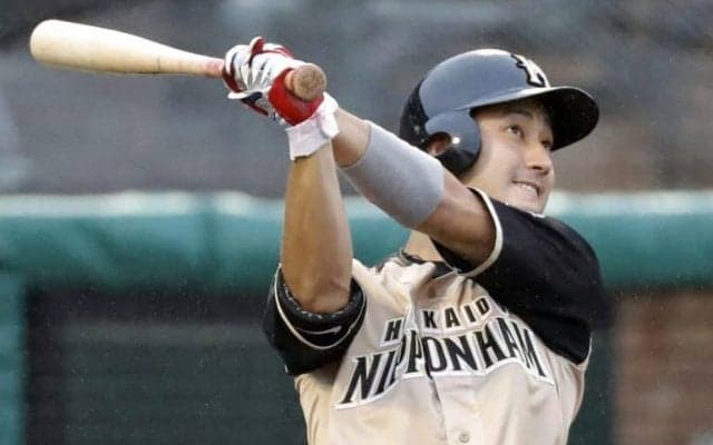 ”後輩”から決勝の一発！ 北海道日本ハム・淺間が今季第3号で勝利に貢献！