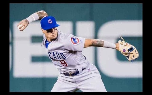 【MLB】バエスは三塁でも凄い…スライディング捕球→強烈「ロケット・アーム」の美技