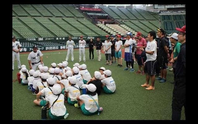 元プロの指導法を教員に伝授　小中学校に定着しつつある野球の存在