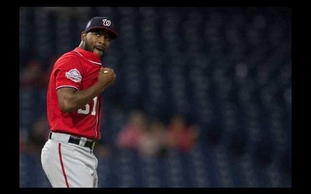 【MLB】ナショナルズ右腕が“笑撃”の大暴投　解説者も困惑「これはボークなのか？」