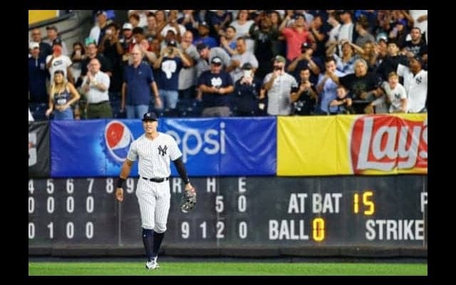 【MLB】少女は飛び跳ねて大喜び　優しすぎるジャッジにファンから絶賛の声「常に一流」