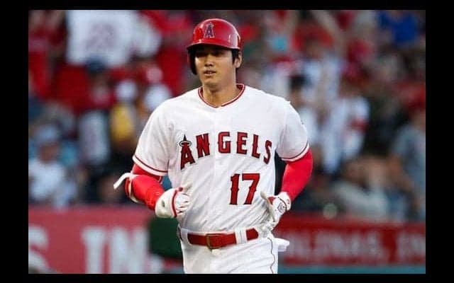 大谷翔平、MLB史上初の快挙達成　シーズン10登板、20本、8盗塁をクリア