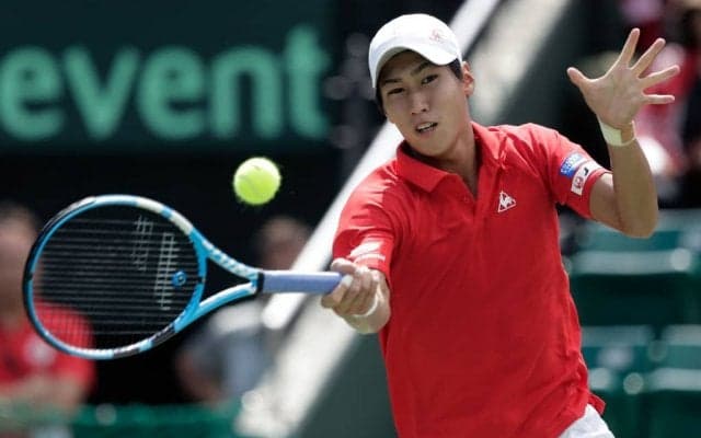 20歳の綿貫陽介、代表デビュー戦で圧勝「すごく緊張しました」。日本はトータル4勝0敗で完勝[デビスカップ]