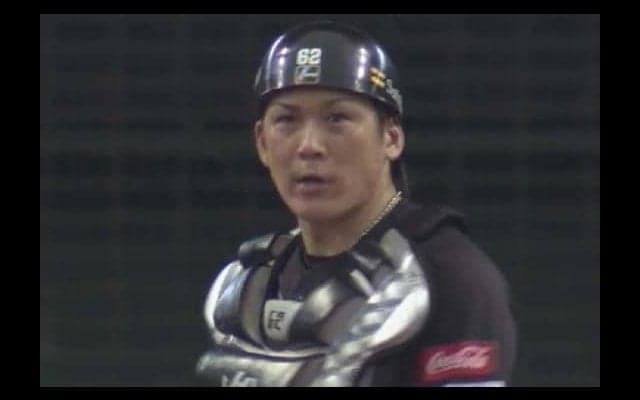 盗塁阻止率12球団ダントツ1位　ホークス甲斐の4連続“キャノン”が凄い