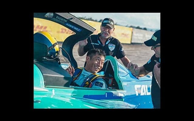 奇跡はならずも室屋義秀は笑顔。エアレース第６戦で泥沼から抜け出す