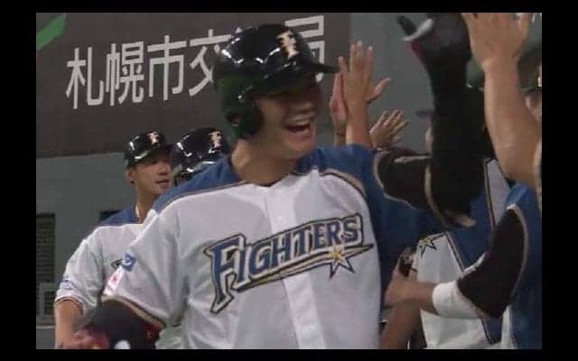 ハム清宮、特大5号3ラン！　「流れを変えたい」笑顔で“キヨダンス”も