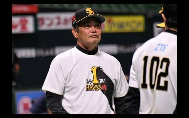 鷹キューバ砲揃い踏みに工藤監督も最敬礼　「打って欲しいところで打ってくれた」