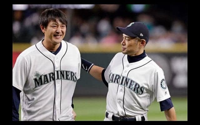 【MLB】岩隈久志が“メジャーラスト登板”の始球式　イチローが捕手役を務める