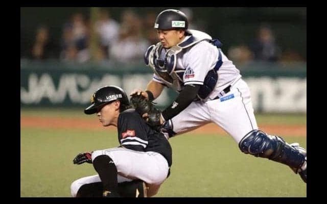 ソフトバンク牧原は右前距腓靭帯損傷　西武戦の初回に負傷交代、球団発表