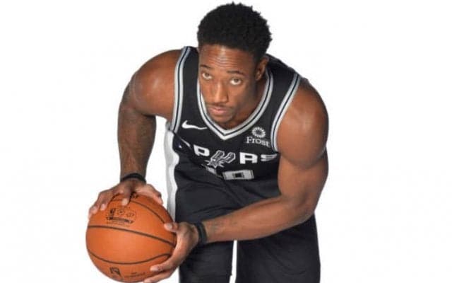 デマー・デローザンが西のエリート選手とのマッチアップに向け、守備の改善を約束