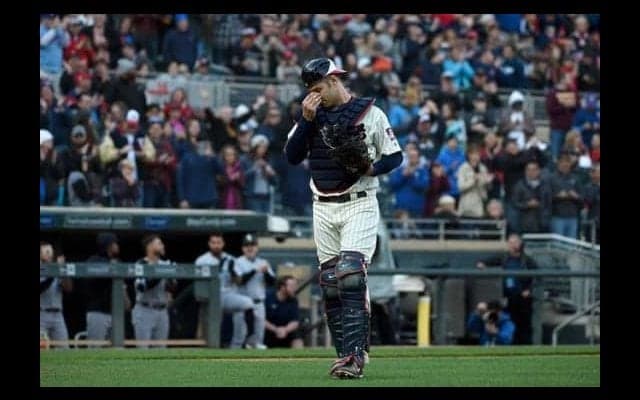 【MLB】現役引退か？　マウアーが見せた親子愛に米感涙　「何て素晴らしい男なんだ」
