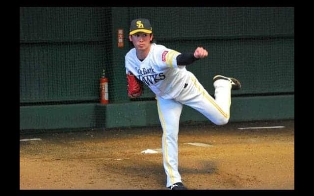 ソフトバンクが大量8選手に戦力外通告　小澤、黒瀬の15年ドラフト組が早くも…