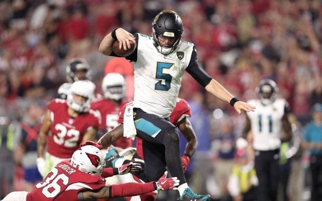 積極パスで勝利を目指すジャガーズQBボートルズ