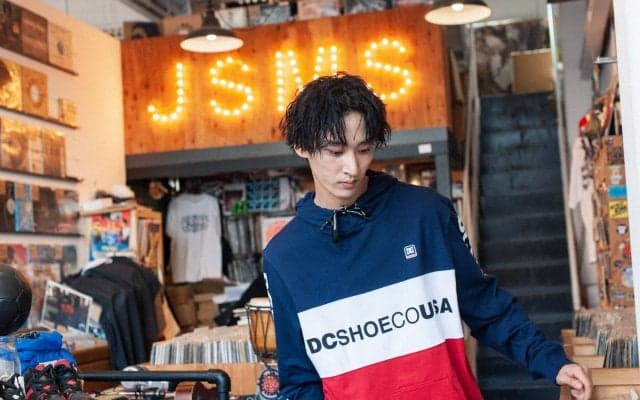 ストリートブランド「DC」が新ブランドアンバサダーに俳優の上杉柊平を起用