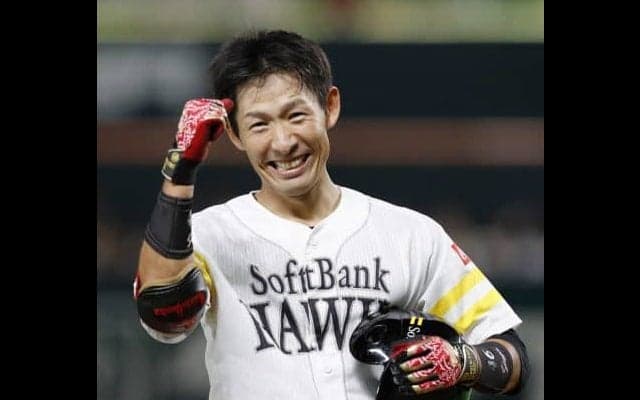 福岡ソフトバンク・本多が引退試合で3塁打＆2塁打！チーム一丸となって白星をプレゼント！