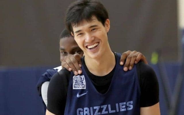 米メディアの『開幕ロスター入りを逃すベストプレーヤー』に渡邊雄太が選出される